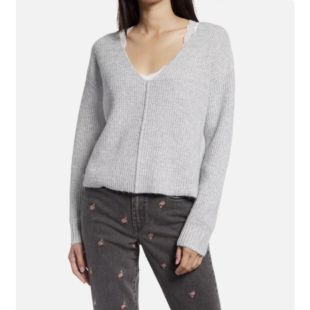Cabincore Sweater Sz XS Gray V-neck Ribbed Comfy Cozy Winter Top